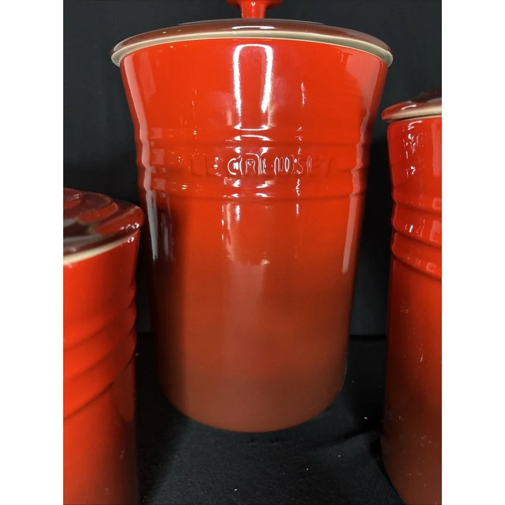 Le Creuset CERISE Red Stoneware 3-Canister Storage Jar Set with Lids #1029 - Picture 3 of 13